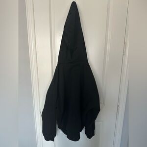 NWT BeisxGap Travel Hoodie in Black with Inflatable Neckrest